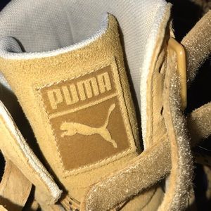 Puma Shoes - Tan High Top Suede Pumas.👟 Puma Shoes - Tan High Top Suede Pumas.👟